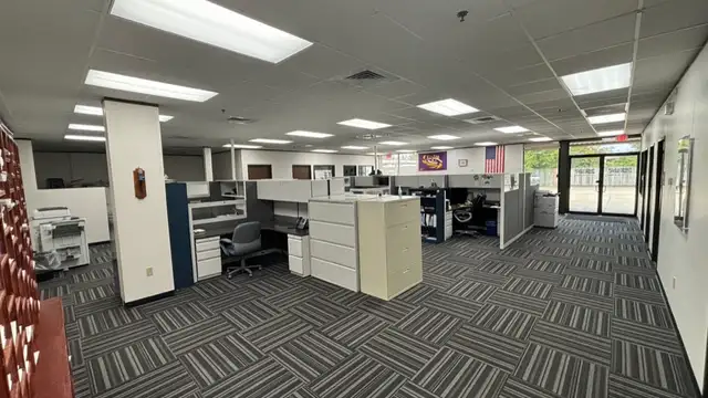 *RATE REDUCED* Office Space For Lease on Industriplex Blvd thumbnail 3
