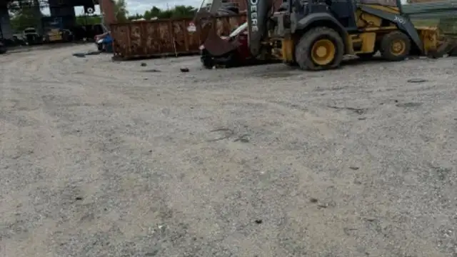 2402 Engineers Rd thumbnail 3