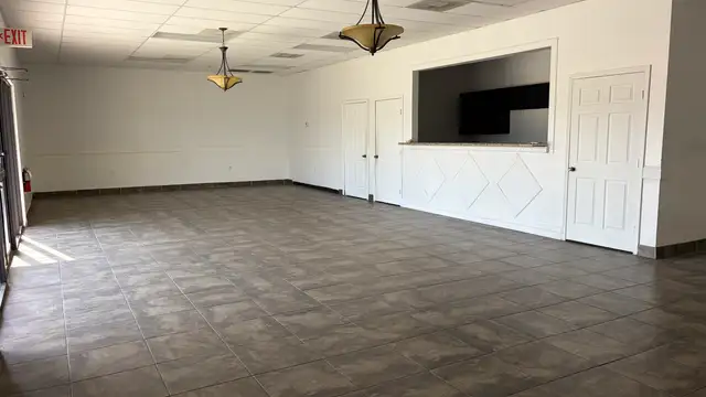 5961 Bullard Ave Ste 5 thumbnail 3
