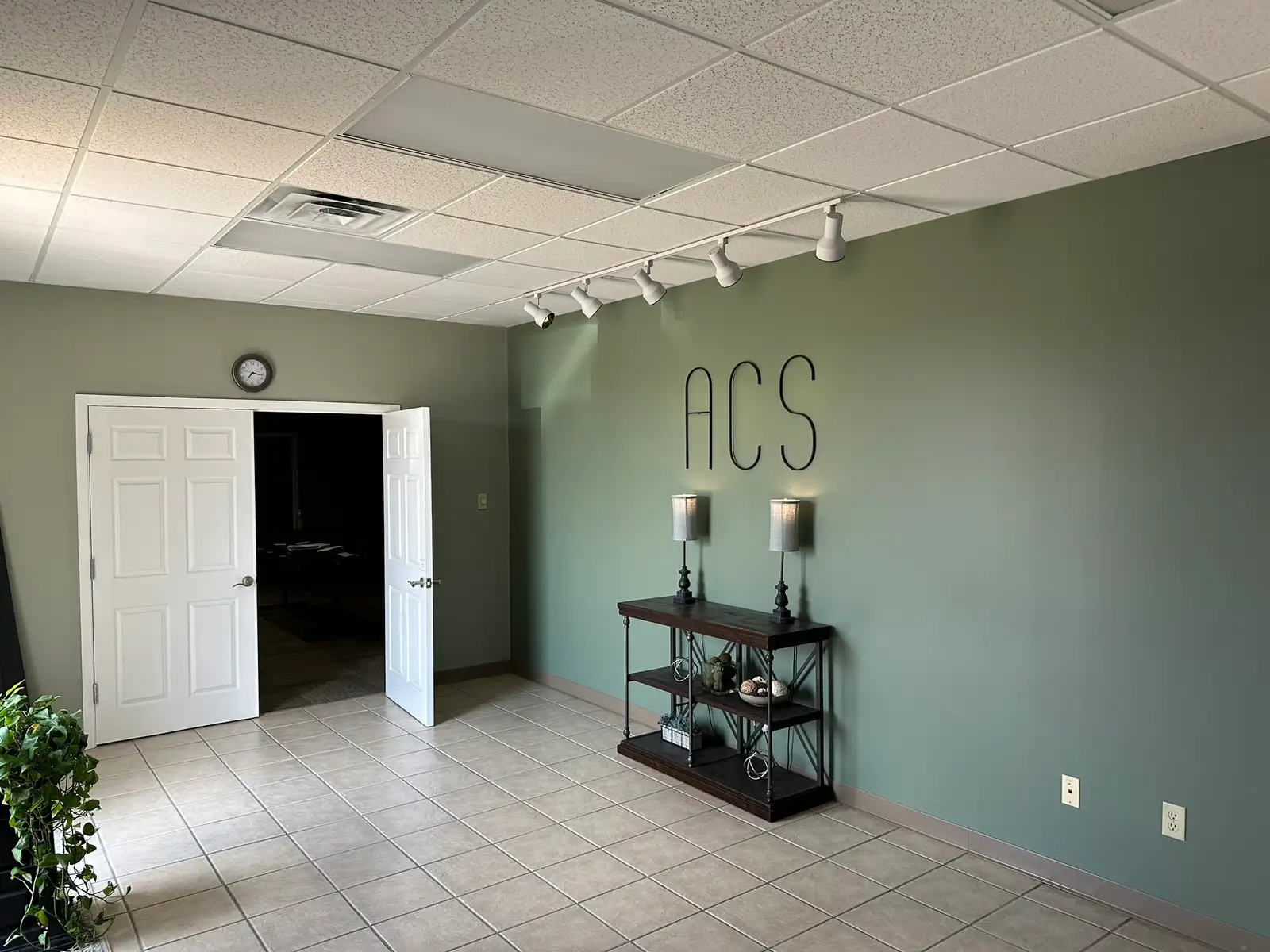 Office Building for Lease image 5