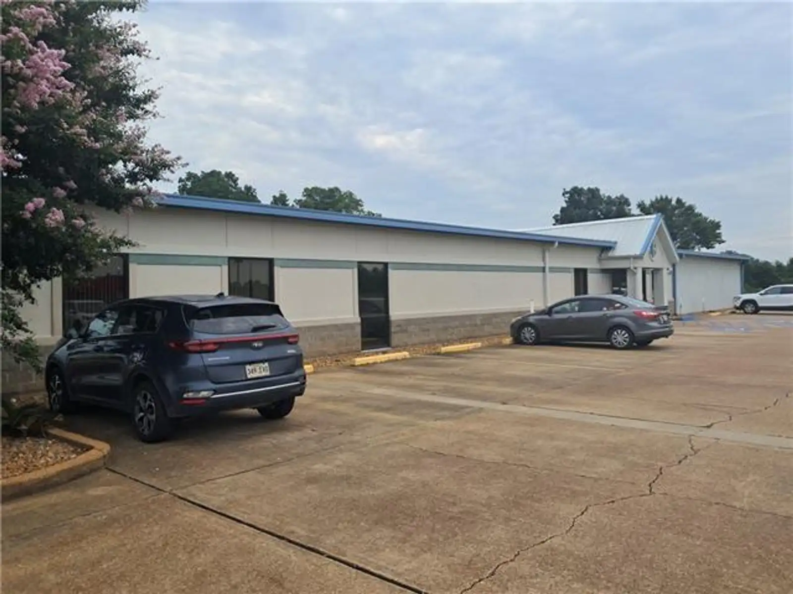 Office Building for Lease image 34
