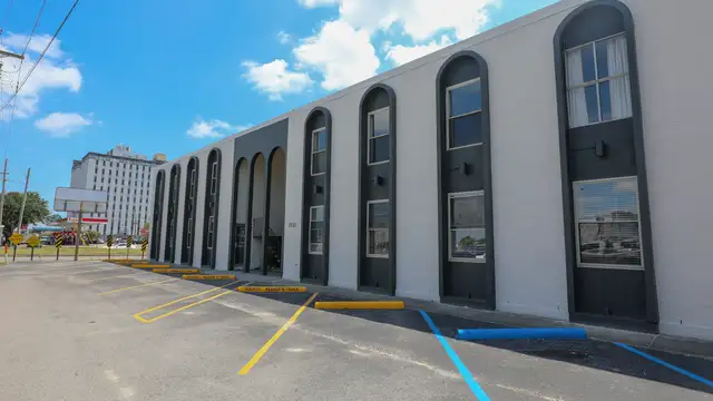 Move in Ready Metairie Office Space For Lease thumbnail 4