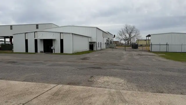 108 Thruway Park Rd thumbnail 5