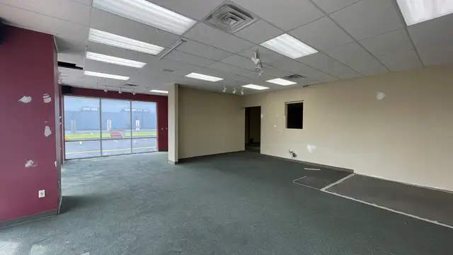 Suite 101 - Bayou Bend Plaza - Lafayette, LA thumbnail 3