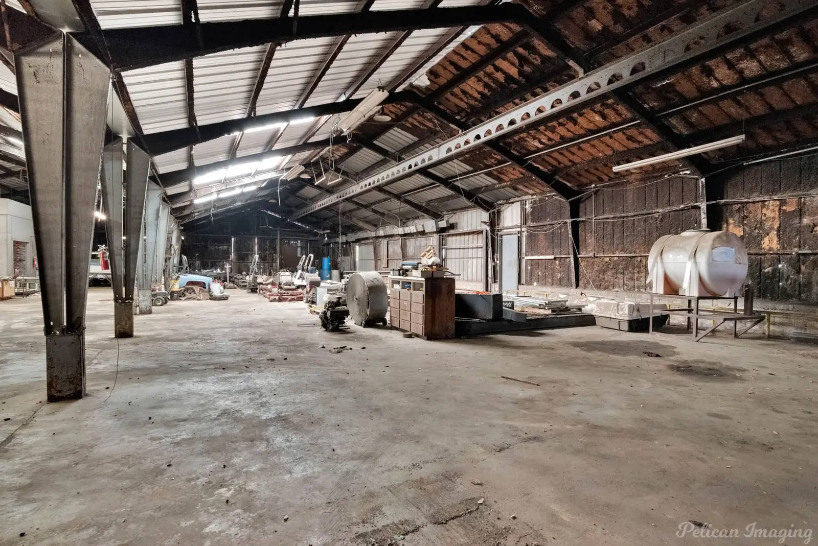 250 Montgomery St image 17