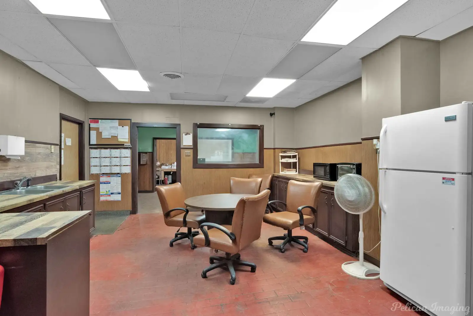 250 Montgomery St image 5