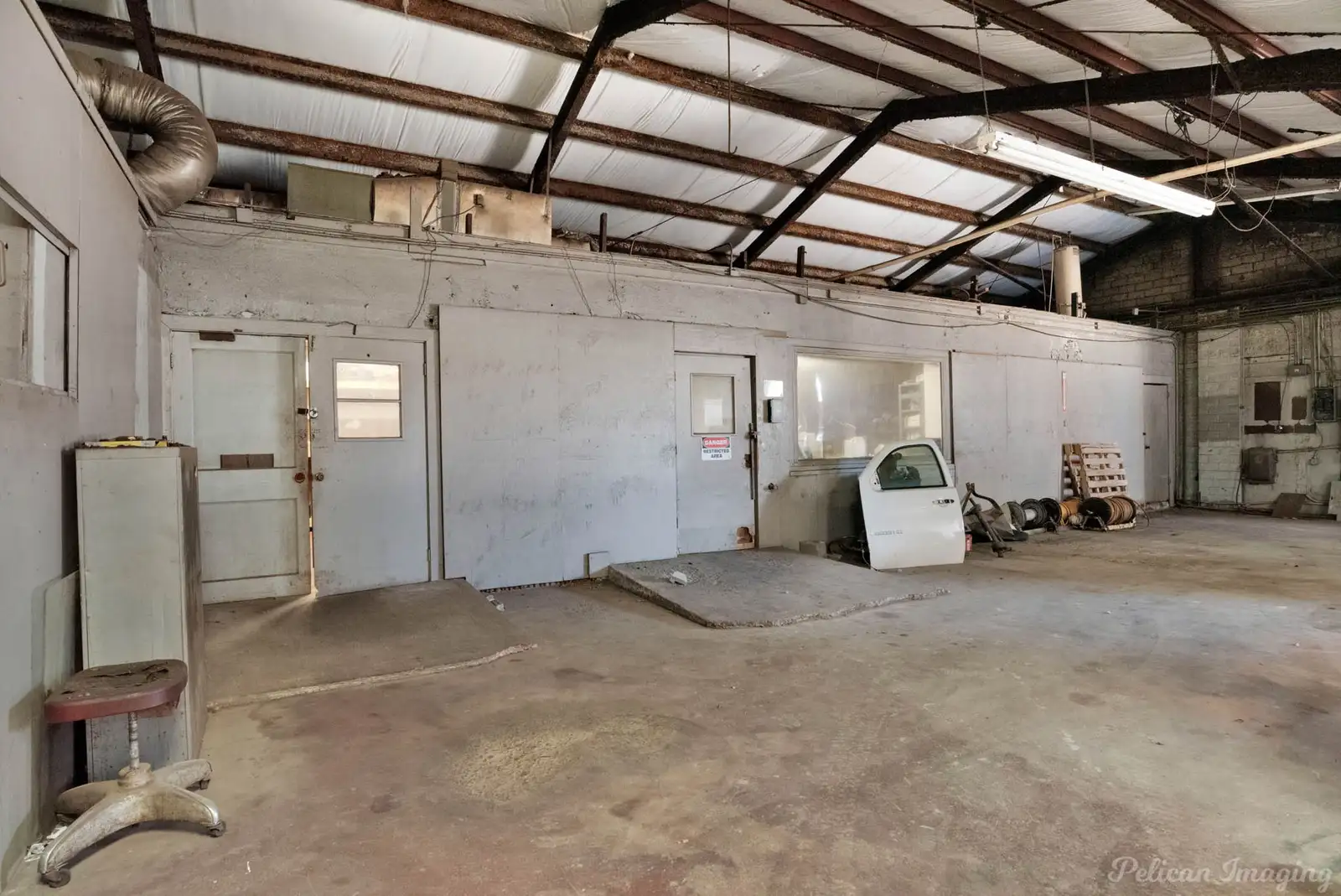 250 Montgomery St image 12
