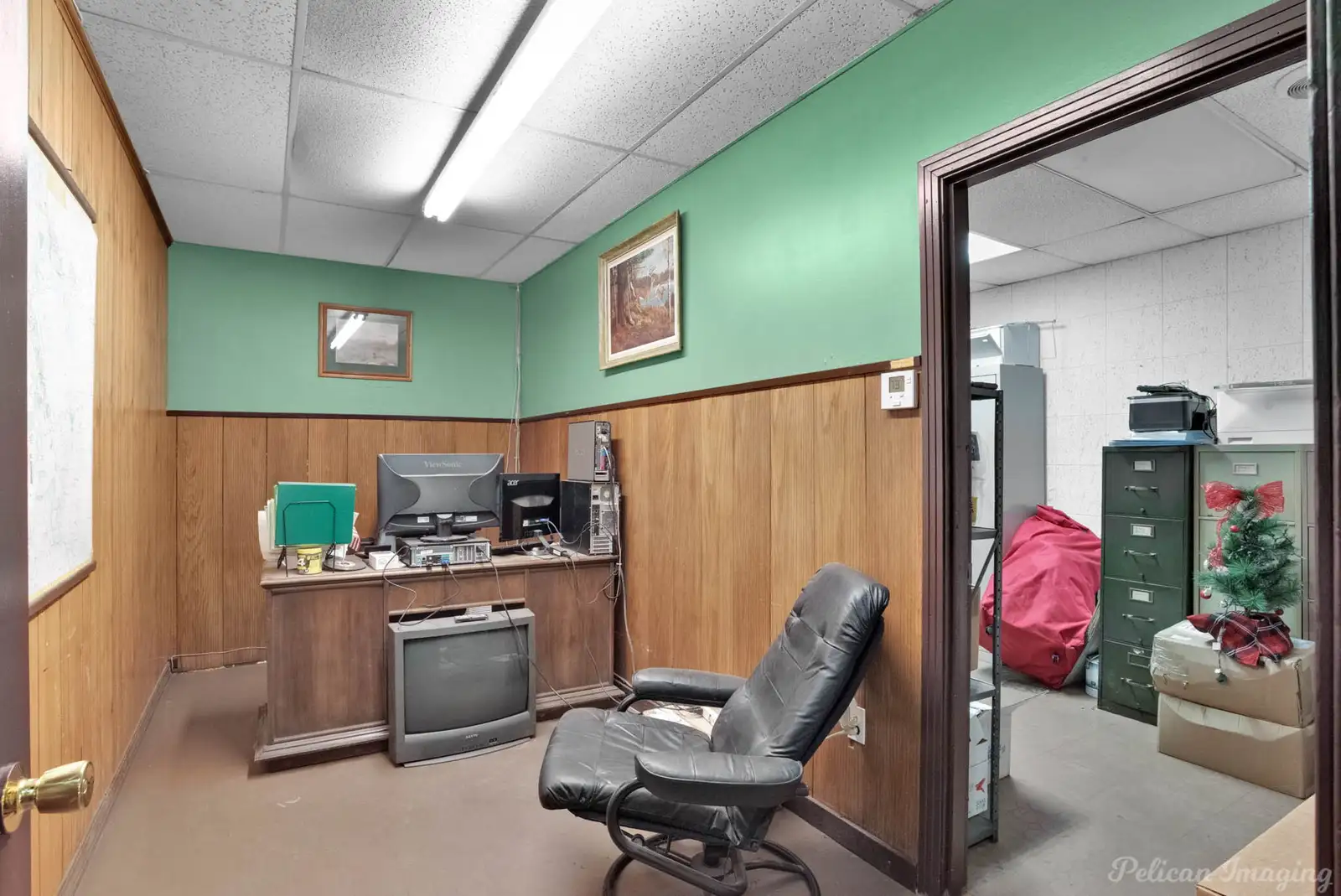250 Montgomery St image 7
