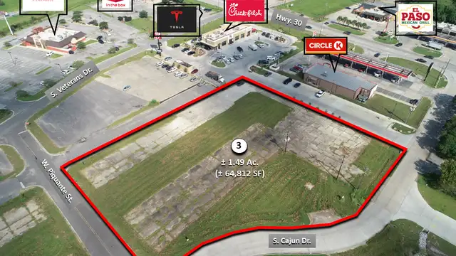Lot 3 image