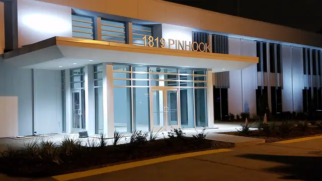 1819 Building thumbnail 2