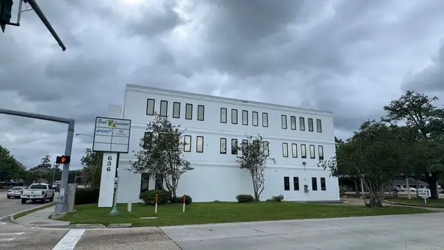 636 Gause Blvd thumbnail 4
