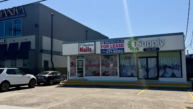 3500 Veterans Blvd thumbnail 2