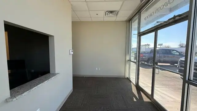 Suite 1 - 34' Eave Office Warehouse Port Allen, LA thumbnail 4