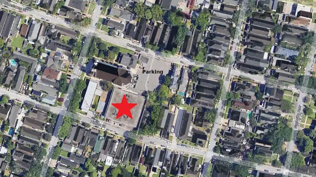 Uptown Building with Parking thumbnail 4