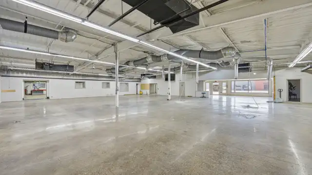 120 Banks Ave thumbnail 5