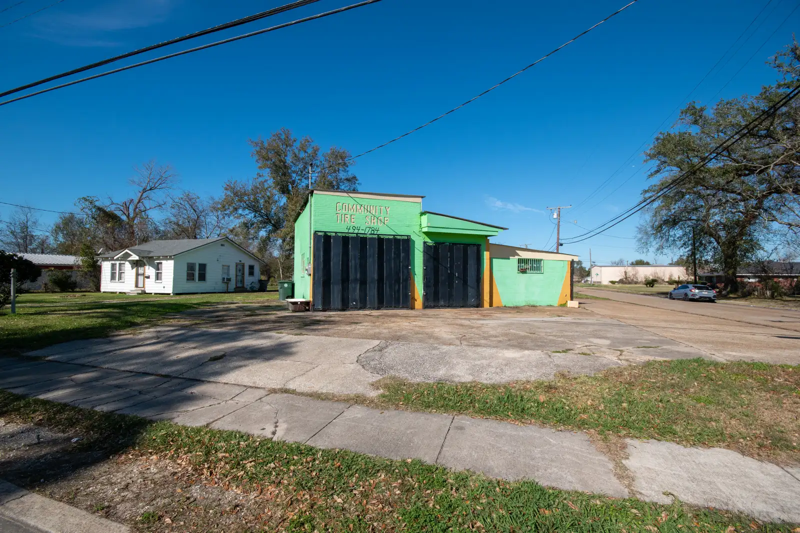 2041 E Mill St image 4