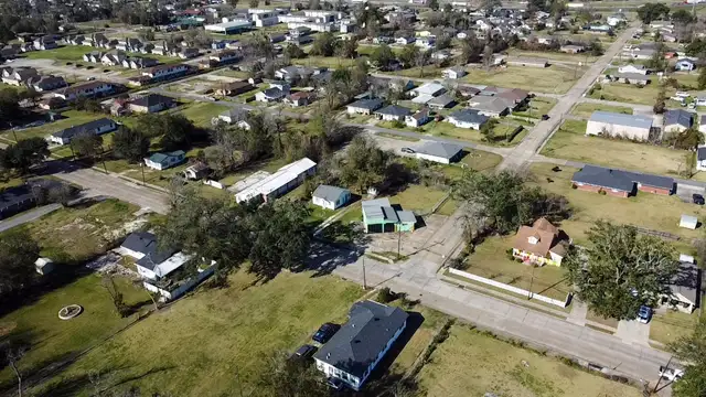 View image 11