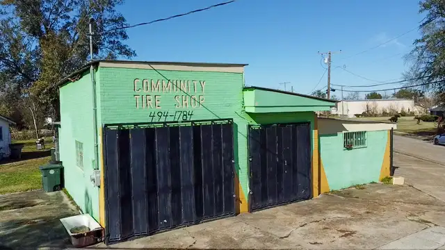 2041 E Mill St thumbnail 2