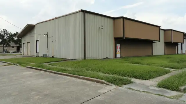 1219 Avenue H thumbnail 3