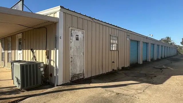 2171 Tower St thumbnail 2
