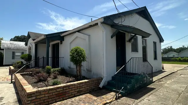 For Lease - 745 Court St thumbnail 3