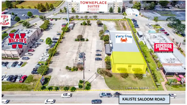 RETAIL LEASE OPPORTUNITY ON HIGH-TRAFFIC KALISTE SALOOM RD thumbnail 5