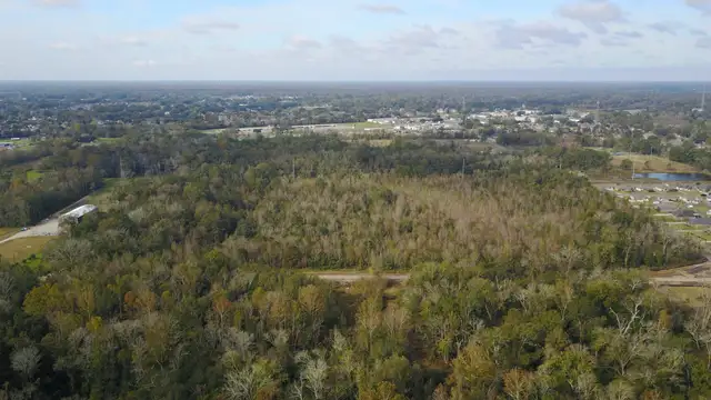 Corner of Hwy 929 & Daigle Road thumbnail 2