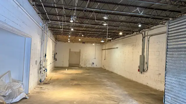 Lower Garden District Warehouse Style Building thumbnail 4