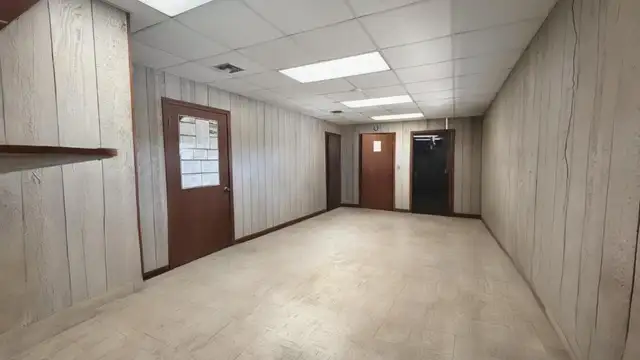 145 Agnes St thumbnail 4