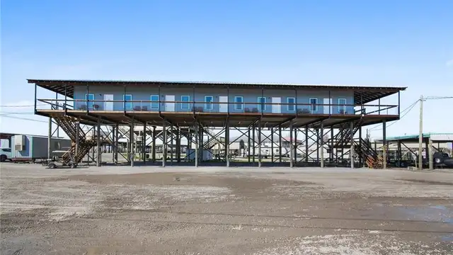 OWN a DELACROIX MARINA!! thumbnail 2