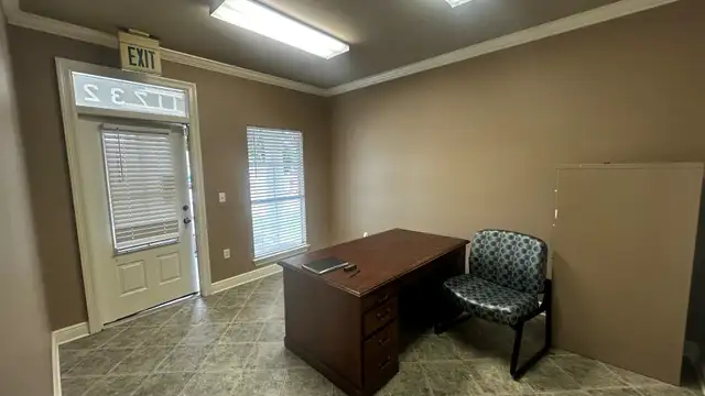 11732 Market Pl Ave thumbnail 3