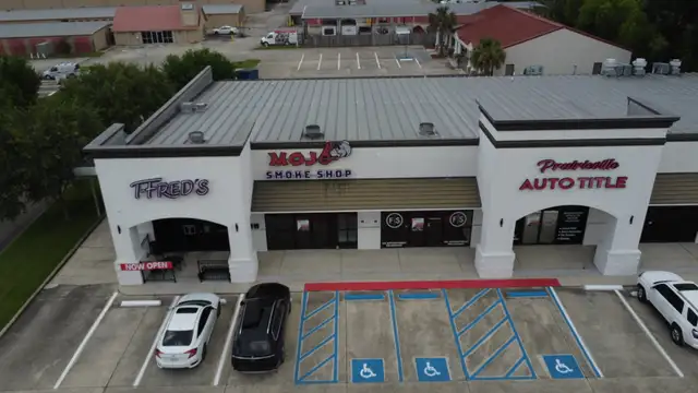Retail For Lease- 36519-5620 Oak Plaza Ave thumbnail 3
