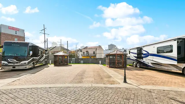 500 N Claiborne Ave #37 thumbnail 5