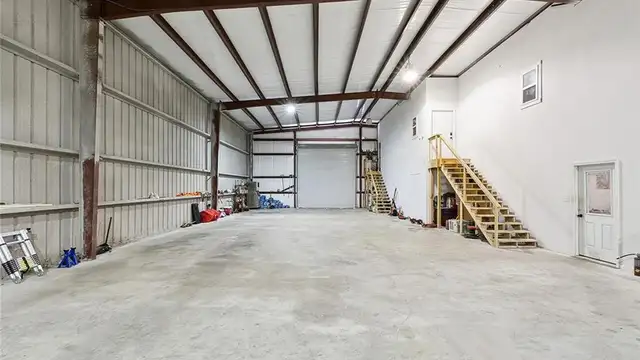 Warehouse for sale/lease thumbnail 3