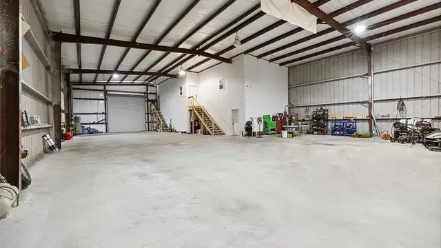 Warehouse for sale/lease thumbnail 2