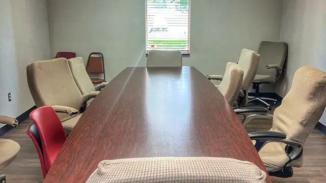 Office Suites Available In Bossier For Lease thumbnail 3