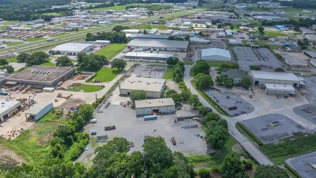 Crane-Served Industrial Facility thumbnail 4