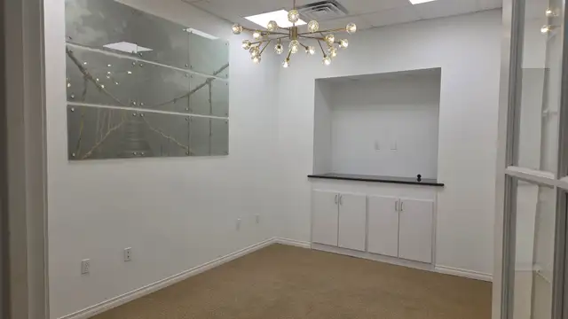 109 Innwood Dr thumbnail 4