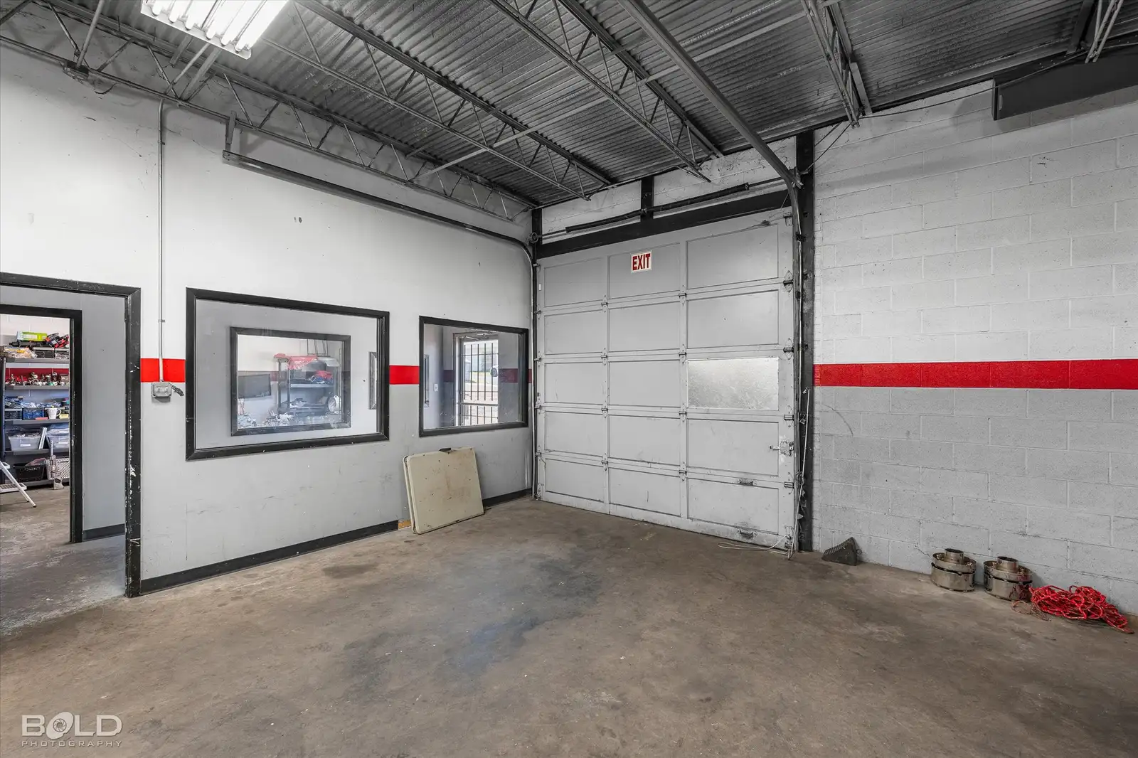 1717 Edwards St image 5