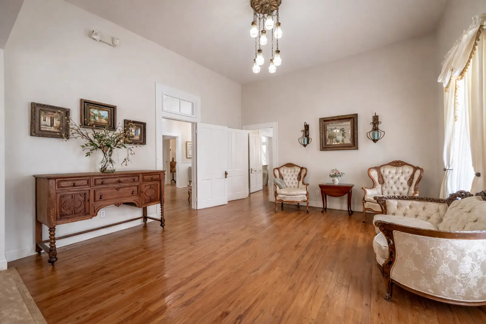 Historical Melady House image 28