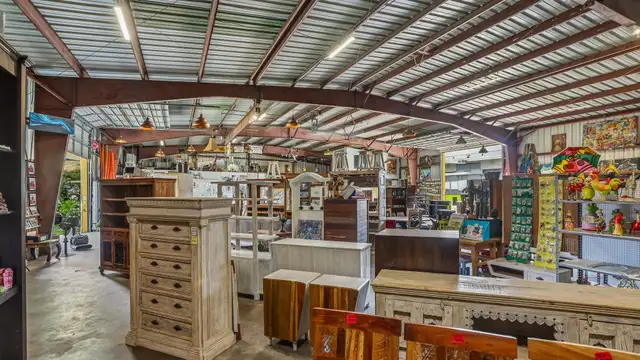 Retail/Warehouse/Development Acquisition Opportunity | Tchoupitoulas St. thumbnail 4