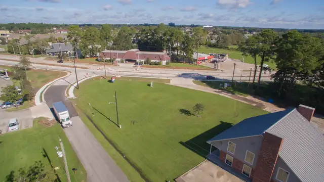 Corner Lot Frontage thumbnail 5