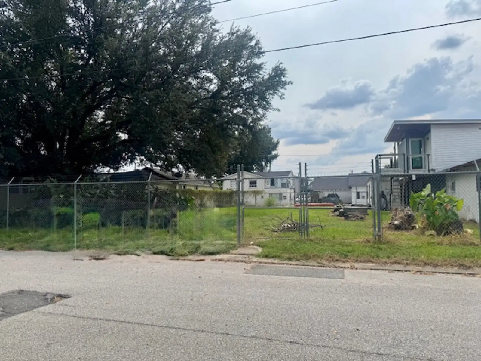 816 Stewart St, Lafayette, LA 70501