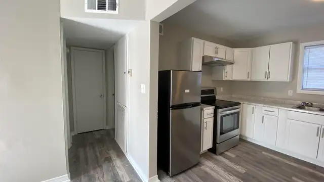 2304 Fasske St thumbnail 2