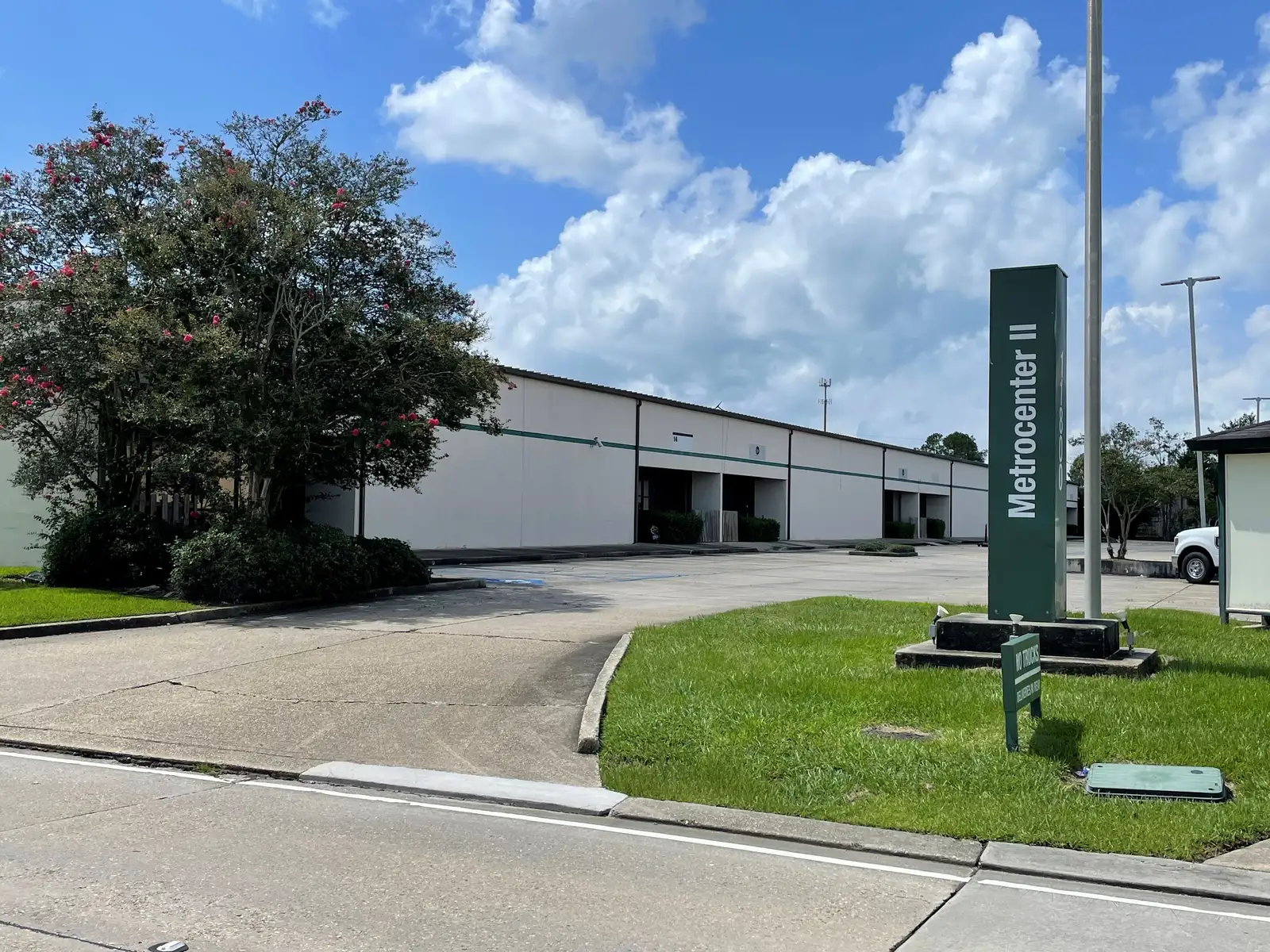 #13, 14 - 11800 Industriplex Blvd