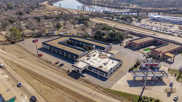Bossier Inn & Suites thumbnail 2