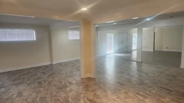 1305 E Hwy 30 thumbnail 2