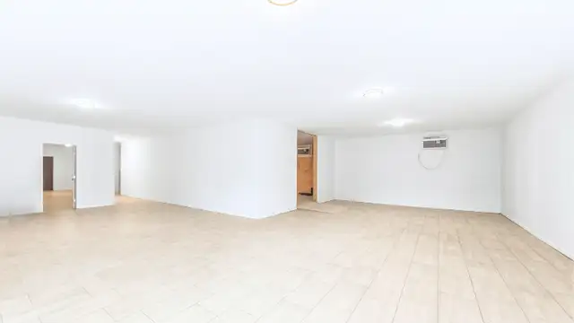 Renovated Retail Space - 520 S Magnolia St thumbnail 3