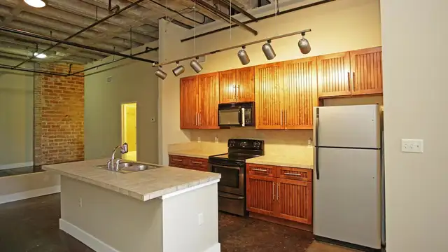 Muller's Lofts thumbnail 3