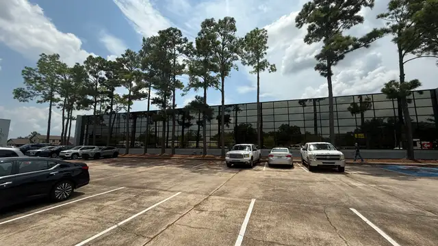 2827 4th Avenue thumbnail 2
